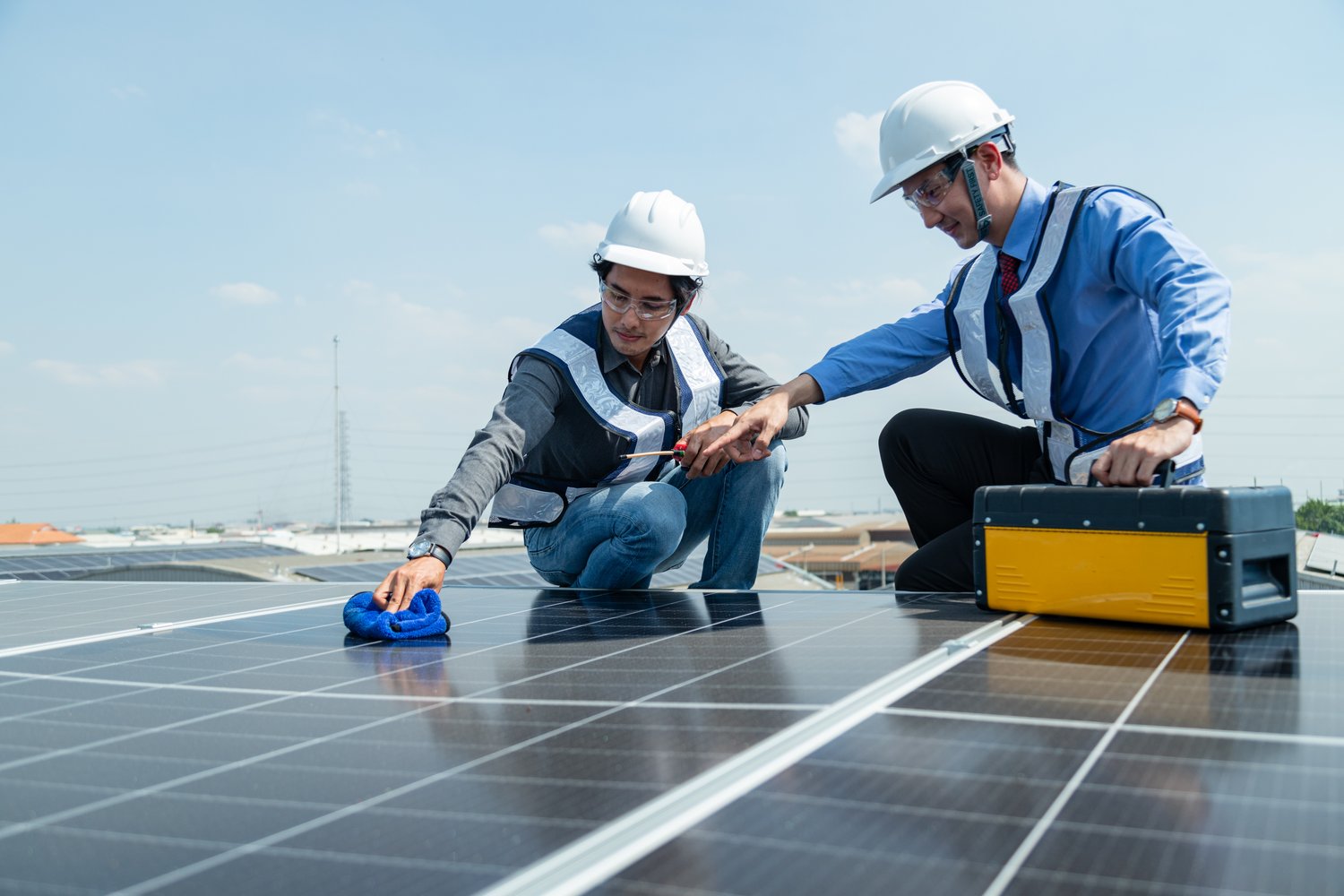 Diagnozowanie i naprawa usterek w systemie solarnym