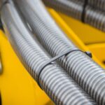 Praktyczny przewodnik po peszlach metalowych i stalowych w instalacjach elektrycznych