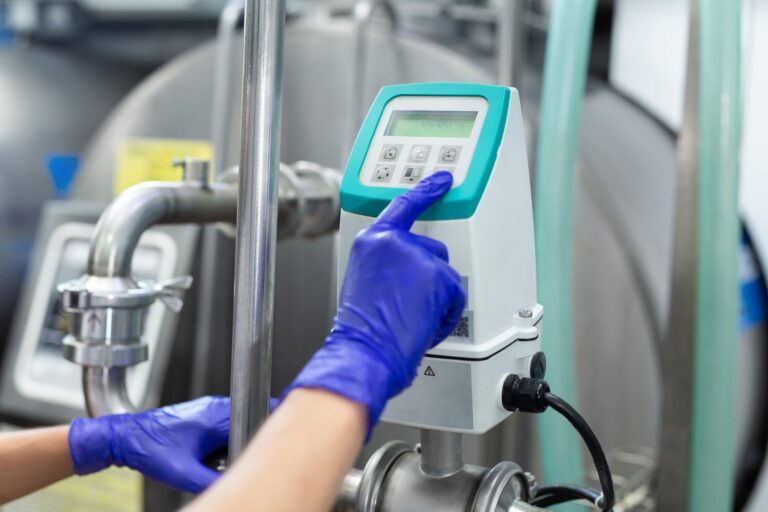 Metody diagnozowania problemów w systemach dozowania cieczy