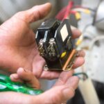 Jak rozpoznać usterkę elektrozaworu w pralce