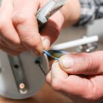 Praktyczny przewodnik po instalacjach elektrycznych w domu i firmie