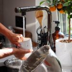 Co powoduje pulsacyjny strumień wody w kranie kuchennym