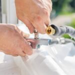 Jak poradzić sobie z zacinającym się kranem w ogrodzie