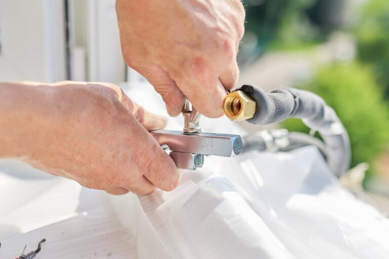 Jak poradzić sobie z zacinającym się kranem w ogrodzie