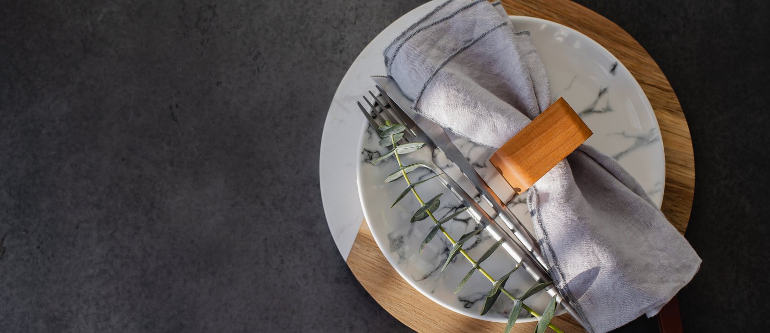 Jak rozpoznać że filtr w okapie kuchennym wymaga czyszczenia